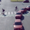【映像作品 RUSH HOUR】車が行き交う中を平然と通り抜ける歩行者やバイク！まさにラッシュアワー！