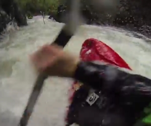渦から脱出できないカヤックを救出せよ！渦の恐ろしさが分かる緊迫の救助劇！