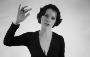 同時に２つのメロディーを歌う驚愕のシンガー！アンナ·マリア·ヘーフェレ(Anna-Maria Hefele)が話題沸騰中！