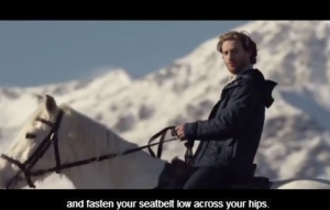 ニュージーランド航空の機内安全ビデオが妙に壮大だと思ったら、ロード・オブ・ザ・リングの監督と主人公が出演してた！