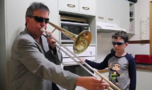 ママが居るときは出来ない！トロンボーンパパと息子の迷演奏！？