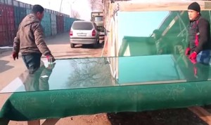 今知った！大きなガラスを素早く切断する方法！