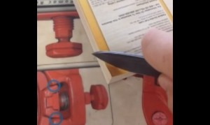 恐ろしい切れ味のナイフ