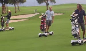 ゴルフするならGolfBoard!ゴルフ場に電動スケートボード風の四輪駆動車が登場! ゴルフするならGolfBoard!ゴルフ場に電動スケートボード風の四輪駆動車が登場!