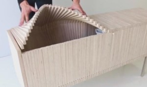 波のように開くキャビネット