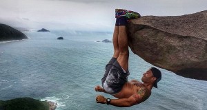 命知らずの崖っぷち写真が撮れるブラジルの新名所！