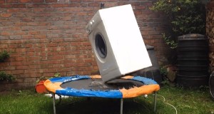 トランポリンを楽しむ洗濯機！